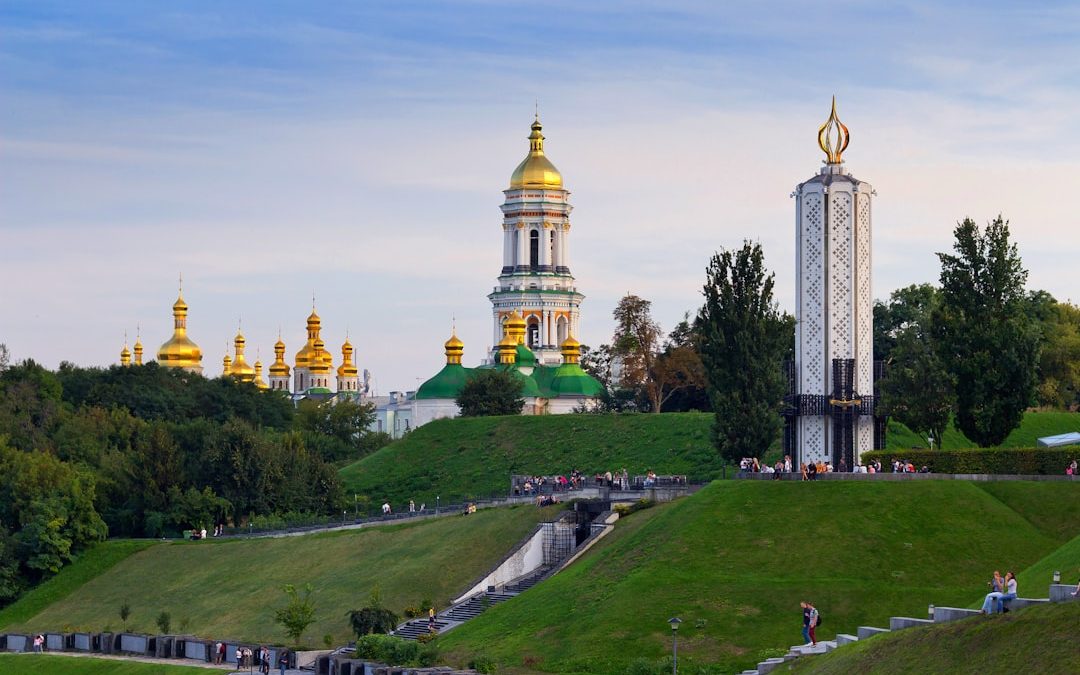 Изселени украинци рискуват изземване на имотите си под руска законодателство